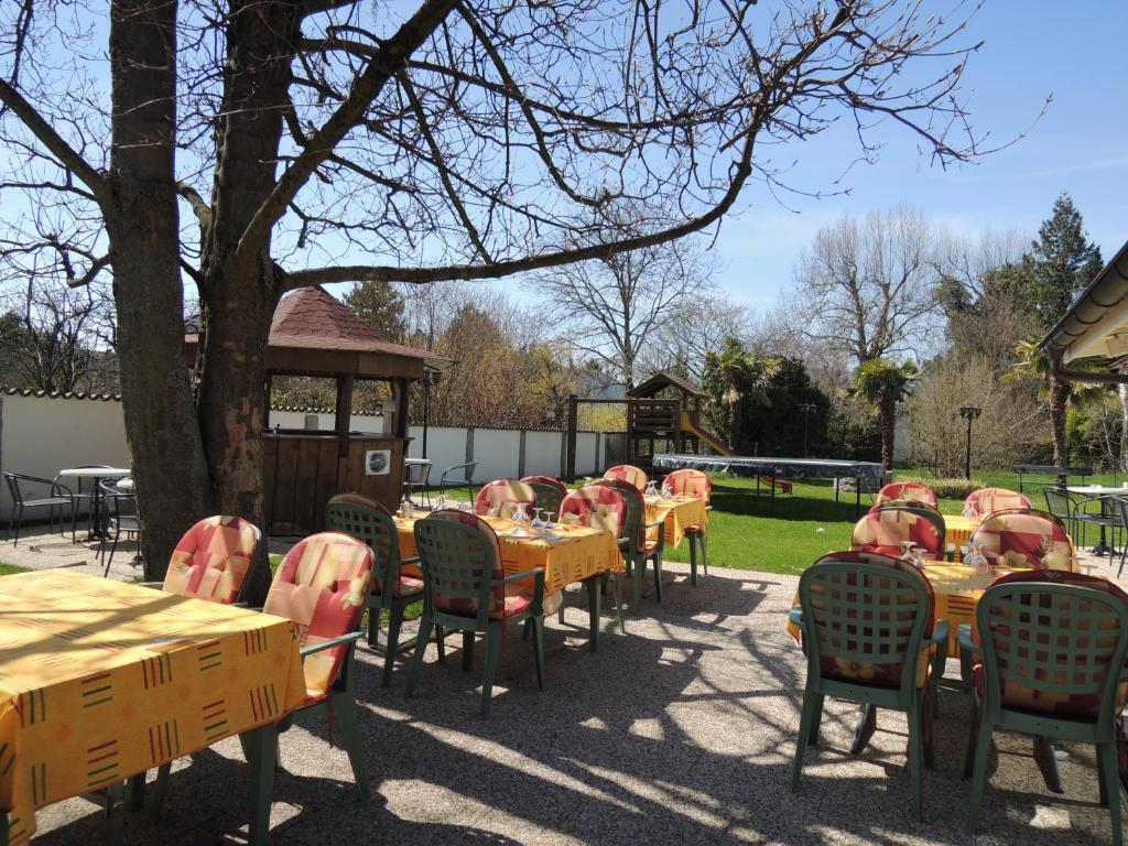 Hotel Du Port - Free Parking - Breakfast Included Estavayer-le-lac Kültér fotó